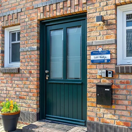 Holiday home Luett Wulkje, Zentrales Mit Garten, Hund Willkommen! Greetsiel